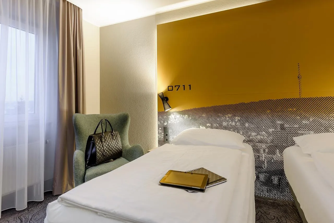 Mercure Stuttgart Zuffenhausen 3*,  Alemanha