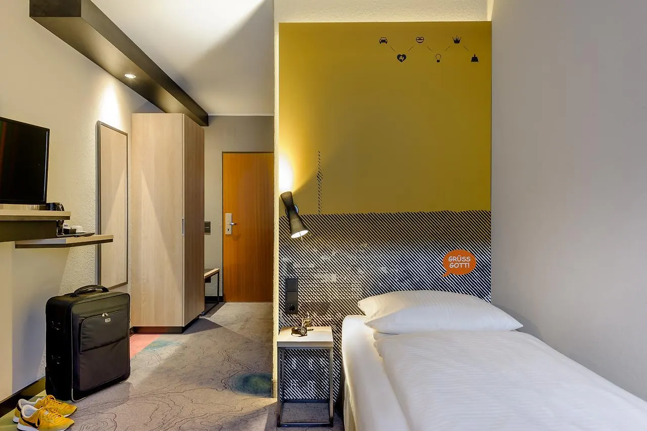 Mercure Stuttgart Zuffenhausen 3*,