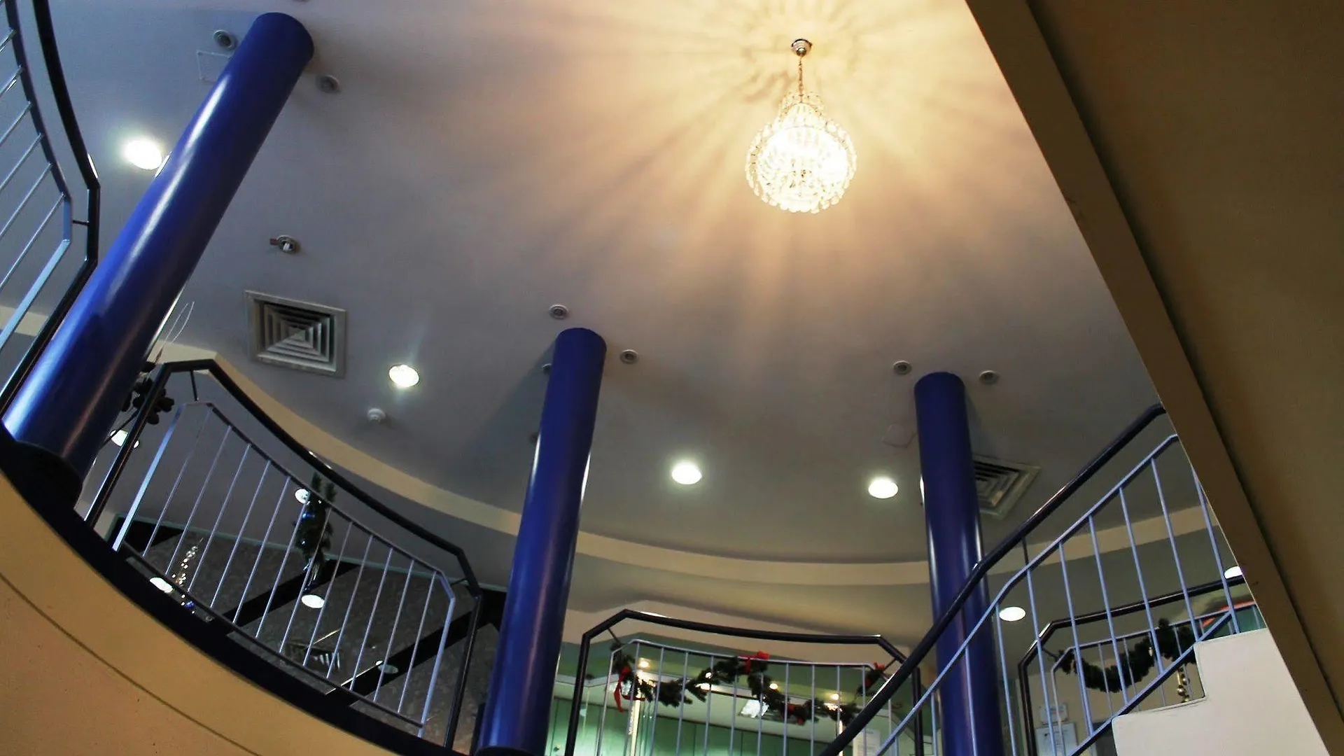 Mercure Stuttgart Zuffenhausen 3*,
