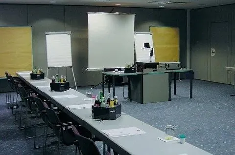 Mercure Stuttgart Zuffenhausen Almanya