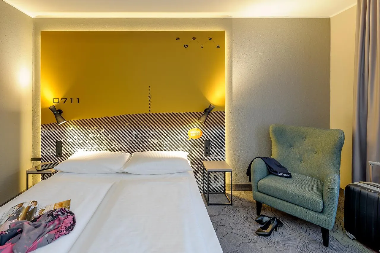 Mercure Stuttgart Zuffenhausen 3*,  Almanya