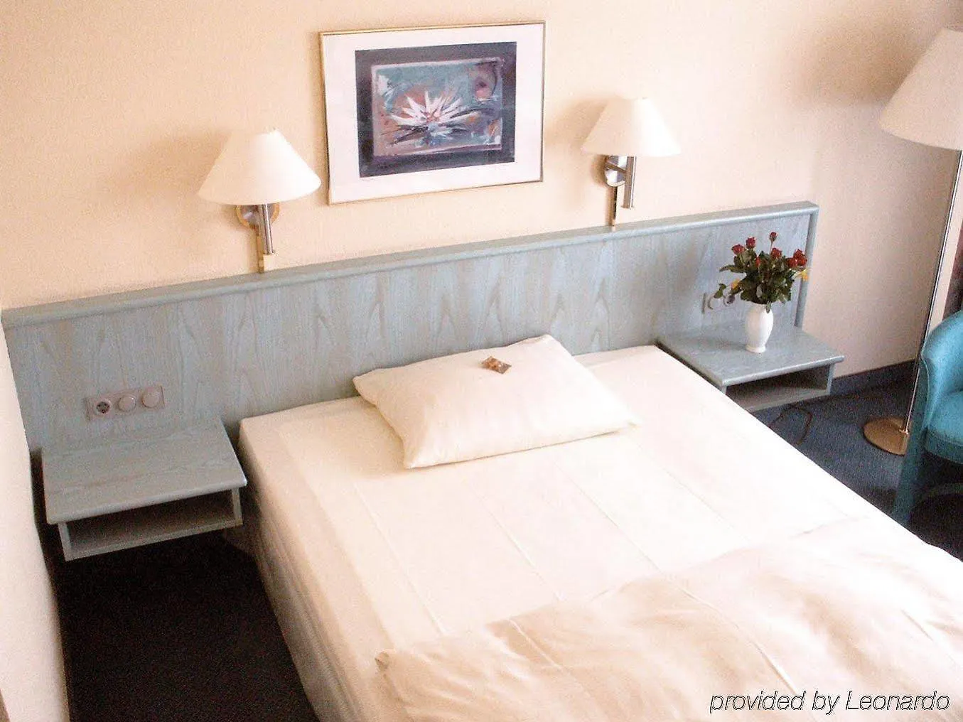*** Otel Mercure Stuttgart Zuffenhausen Almanya